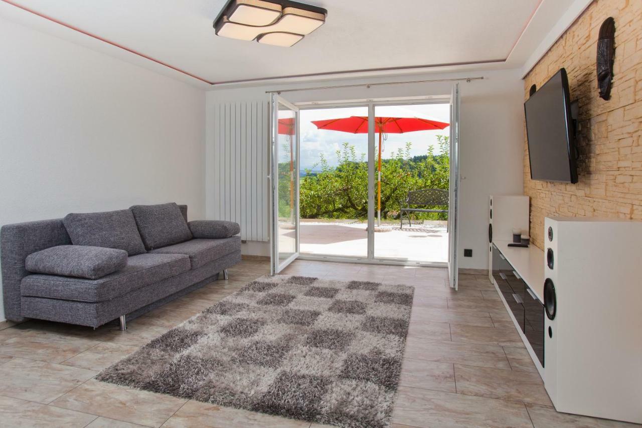 Residenz Cheval Messe Fn Villa Ravensburg Exteriör bild